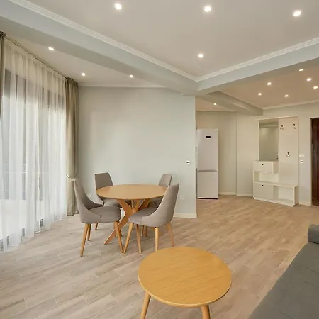Sunbreeze Delux Villa