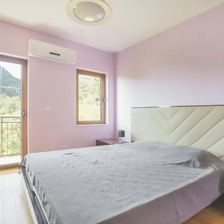 Villa Sunbreeze Delux Budva